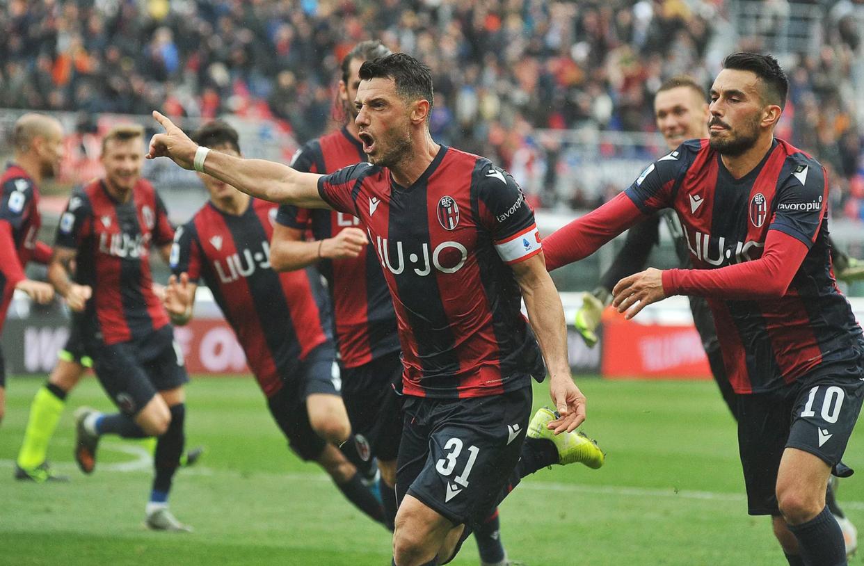 那不勒斯客场击败博洛尼亚:稳步向前 那不勒斯客场击败博洛尼亚:稳步向前