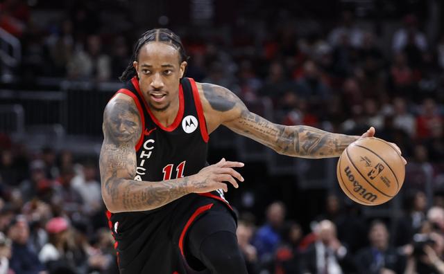 关于马刺大破爵士，德罗赞心无旁骛砍下高分的信息