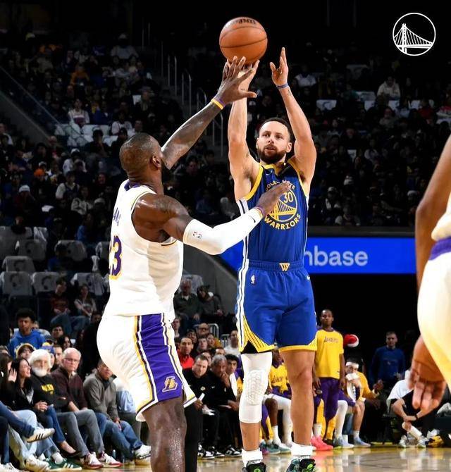 关于小牛队在加时赛力克湖人队,晋级次轮的信息 关于小牛队在加时赛力克湖人队,晋级次轮的信息