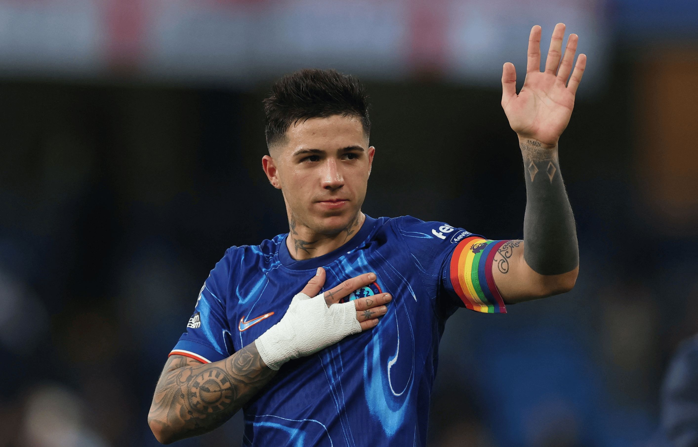 华尔沃德斯塔德联击败切尔西,英超冲击前十 华尔沃德斯塔德联击败切尔西,英超冲击前十