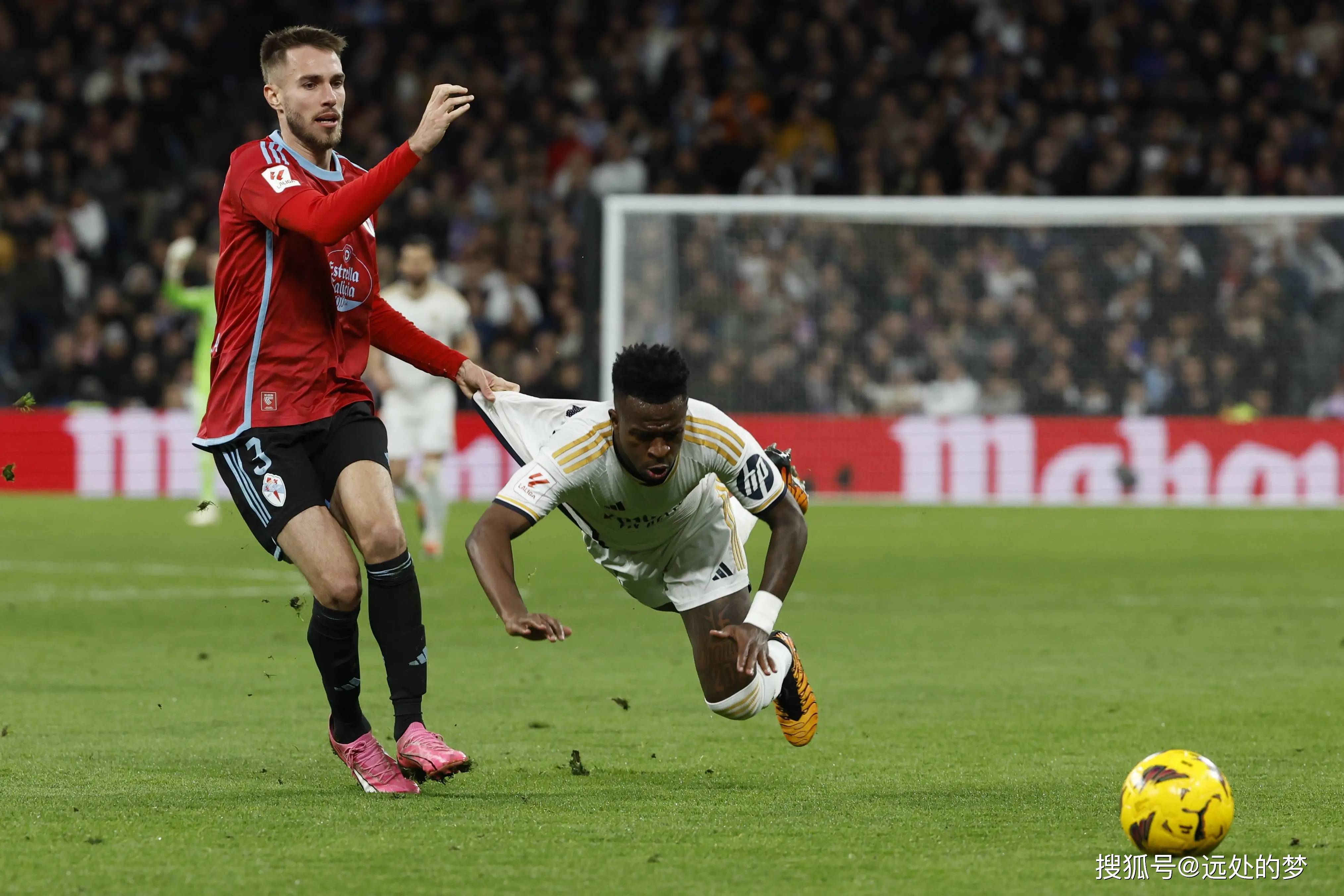 萨索洛客场大胜，久违胜利让球迷欢呼雀跃