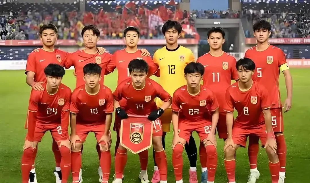 雄心壮志:每一个球队都渴望夺得冠军的荣誉 雄心壮志:每一个球队都渴望夺得冠军的荣誉