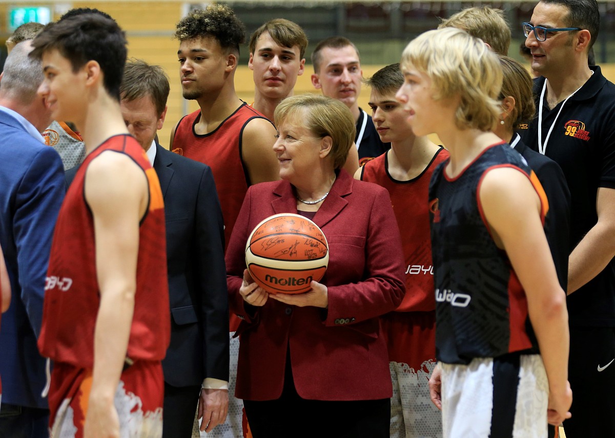 利万特客场击败对手,展现强大实力 利万特客场击败对手,展现强大实力