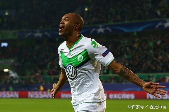 爱游戏-沙尔克04豪取胜利，连胜纪录延续的简单介绍