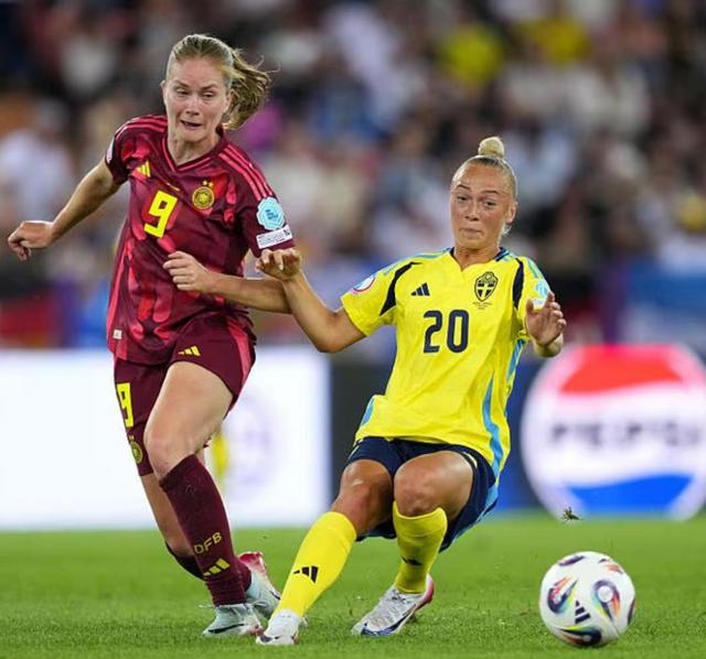 爱游戏APP-瑞典女足以2-0击败泰国队，成功晋级八强