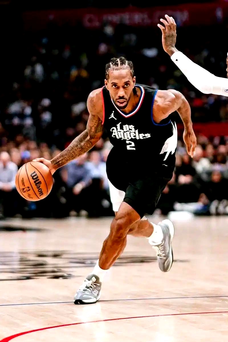 猛龙客场攻陷,西亚卡姆助攻功不可没 猛龙客场攻陷,西亚卡姆助攻功不可没