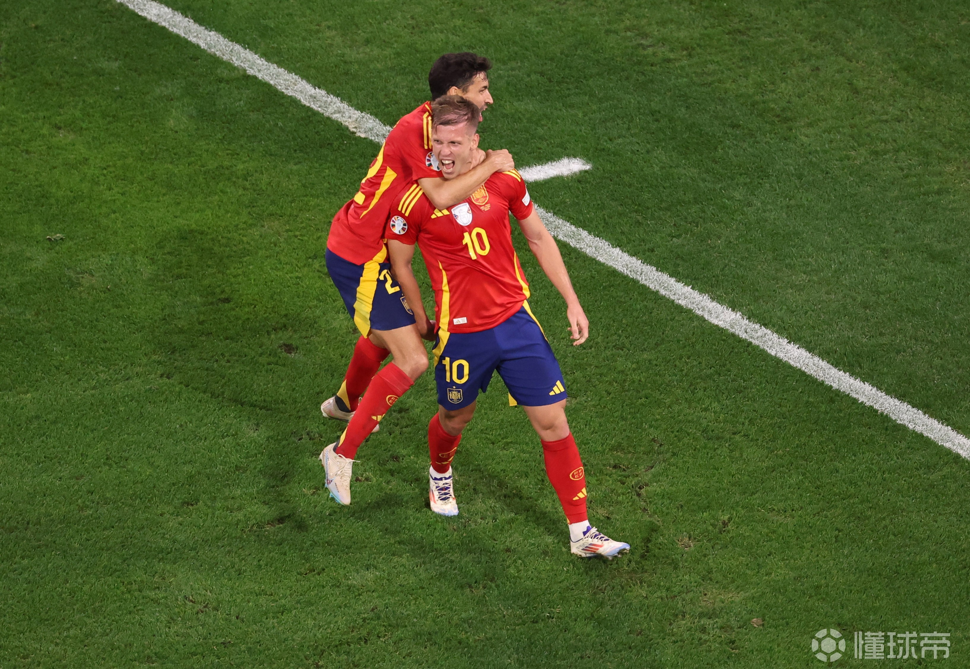 欧洲杯预选赛精彩瞬间视频更新,球队备战积极训练决赛 欧洲杯预选赛精彩瞬间视频更新,球队备战积极训练决赛