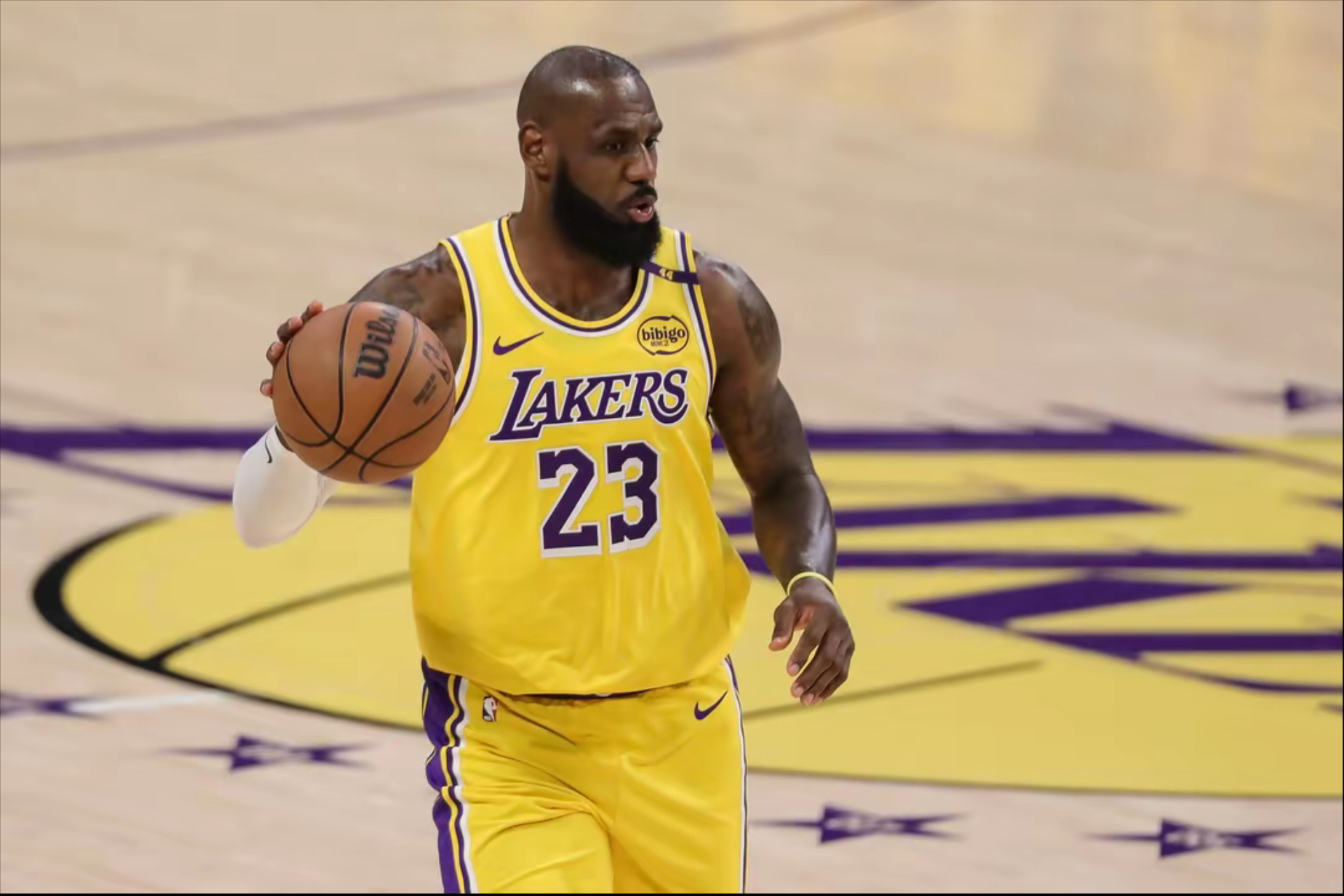 乔治建功,湖人队击败开拓者 乔治建功,湖人队击败开拓者