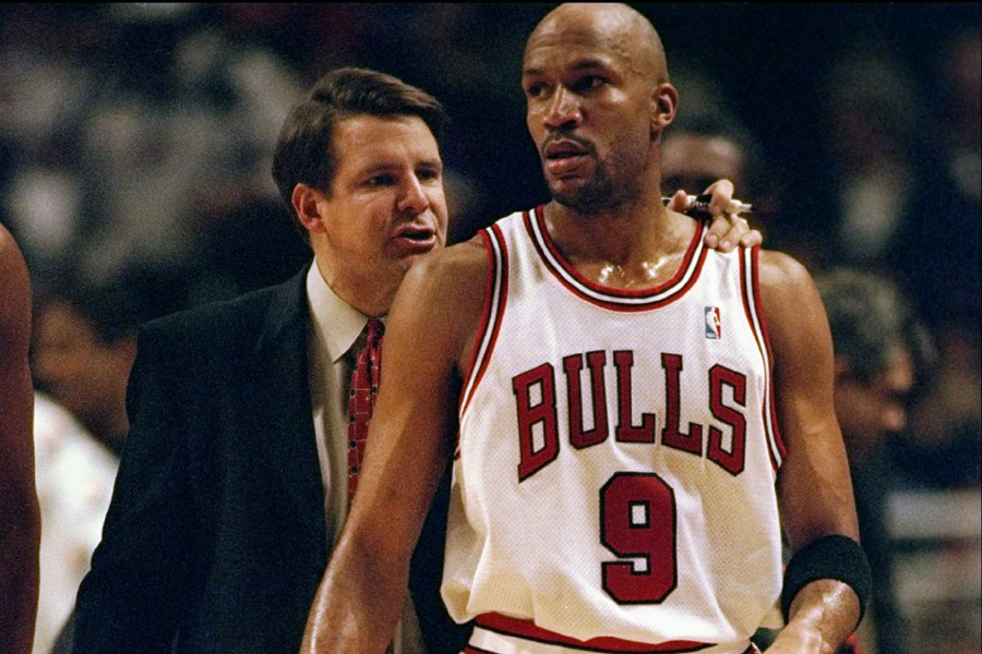 公牛队4连败,教练下课传言四起的简单介绍 公牛队4连败,教练下课传言四起的简单介绍