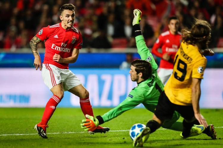 勒沃库森主场惨败,球队客场表现糟糕 勒沃库森主场惨败,球队客场表现糟糕