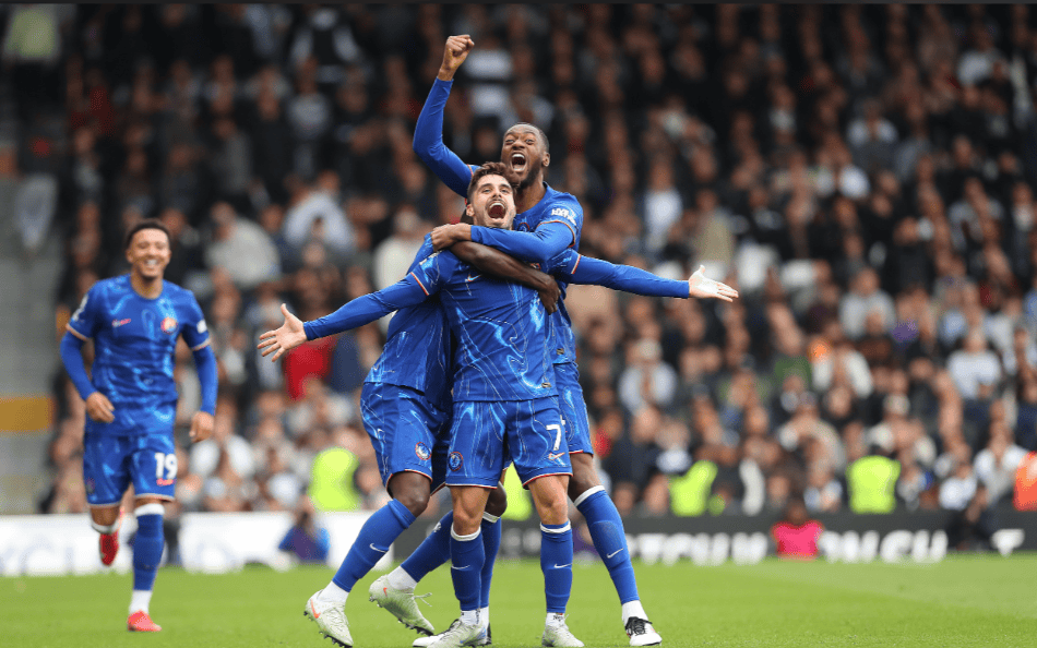 斯帕尔客场逆转击败拉齐奥,势不可挡 斯帕尔客场逆转击败拉齐奥,势不可挡