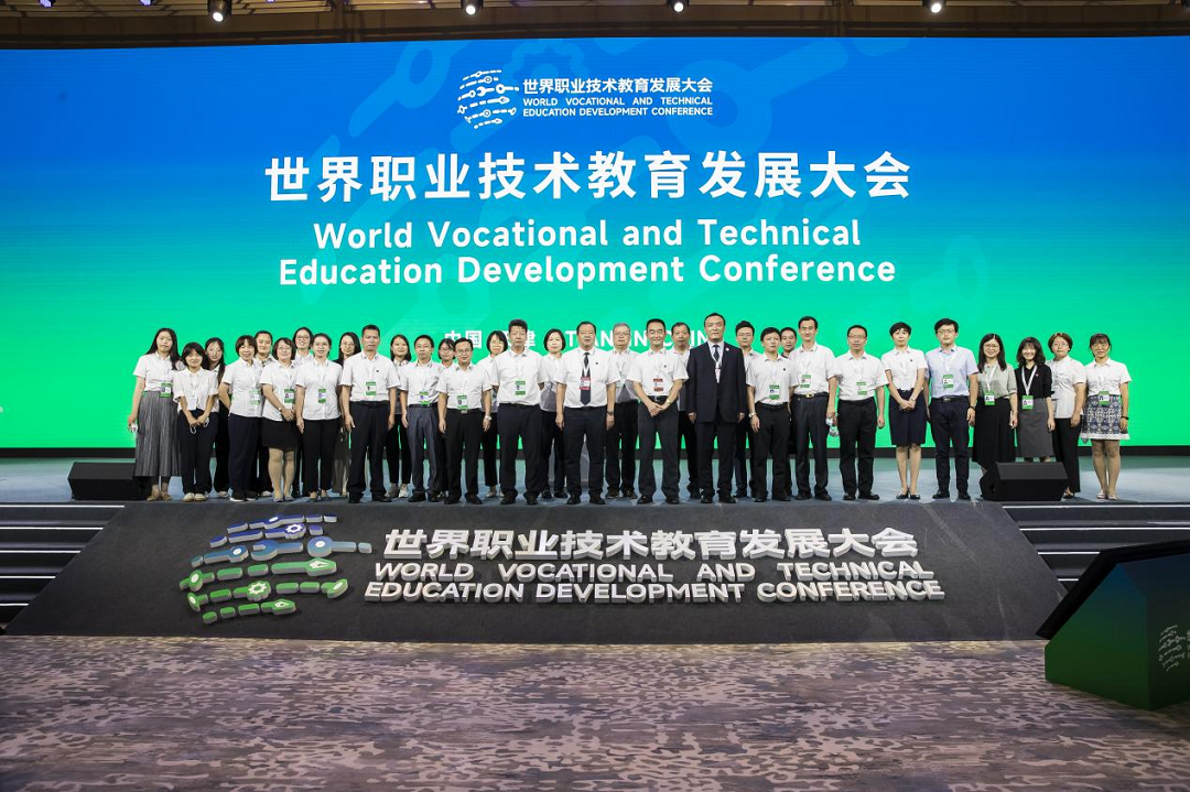 富力学院综合团体赛大放异彩,团结一心 富力学院综合团体赛大放异彩,团结一心