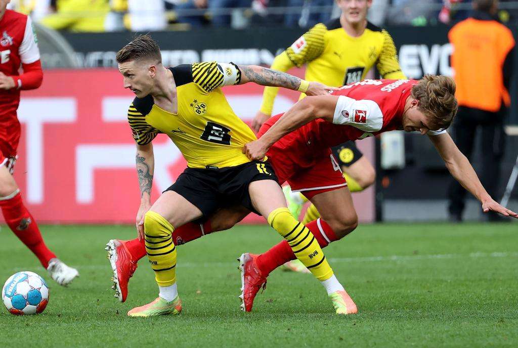 爱游戏娱乐-弗赖堡队员受伤，影响球队士气