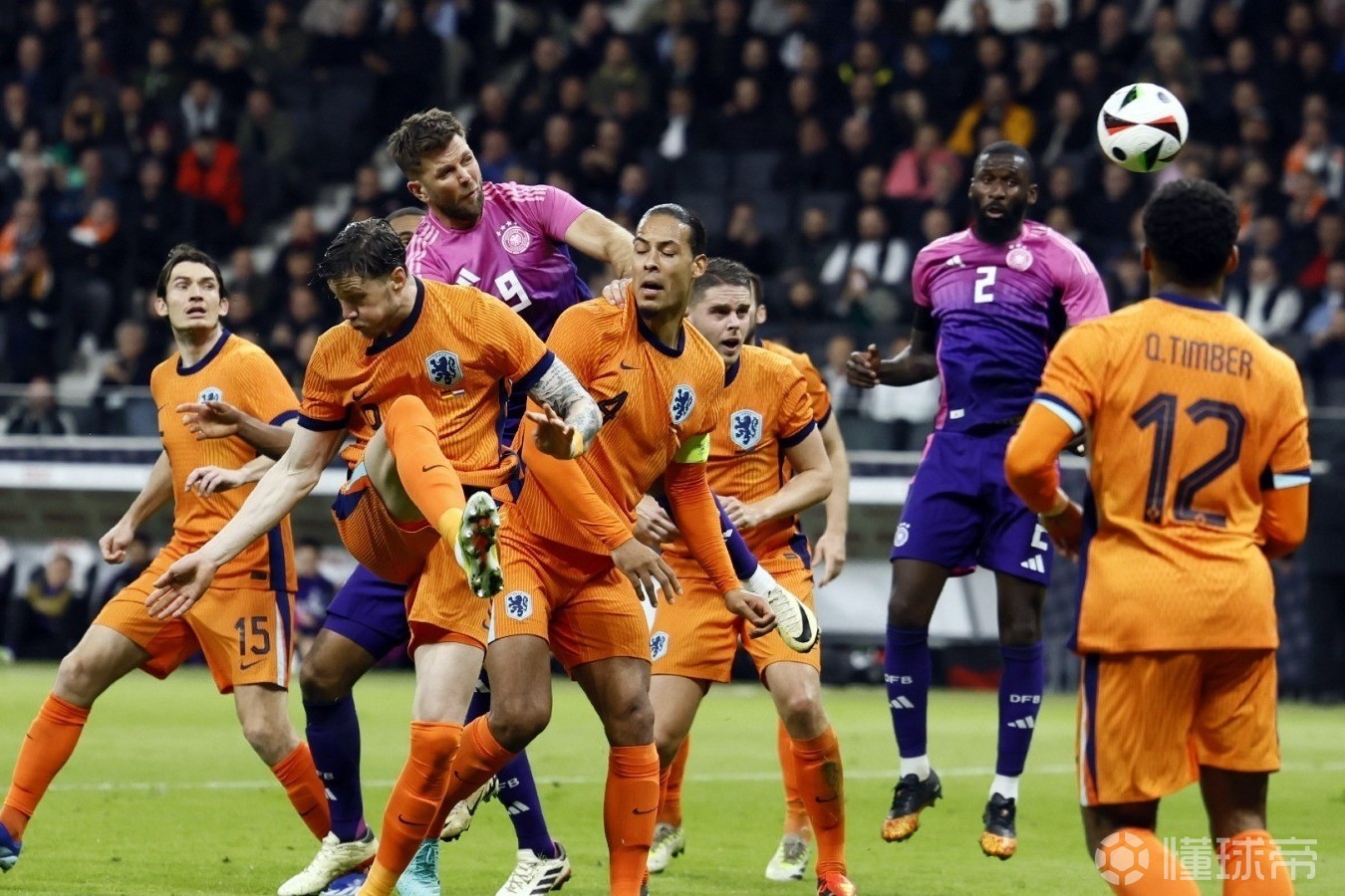 队伍表现出色,荷兰选手夺得冠军 队伍表现出色,荷兰选手夺得冠军